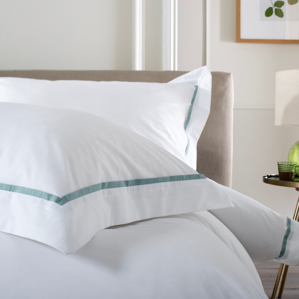 The Lyndon Company Hampstead King Size Green Duvet Set Image 2