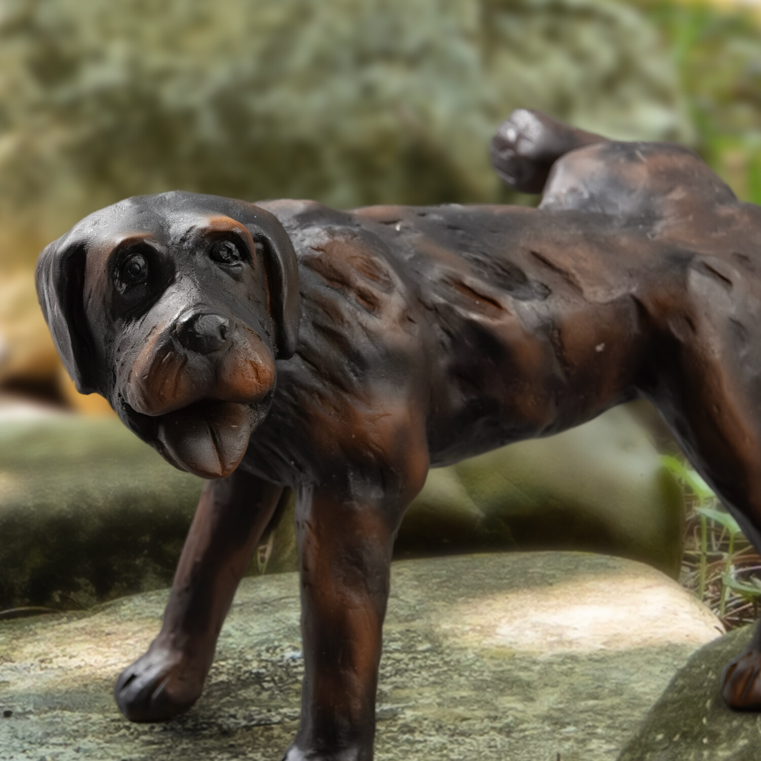 Dog Spitter Ornament Brown Image 3