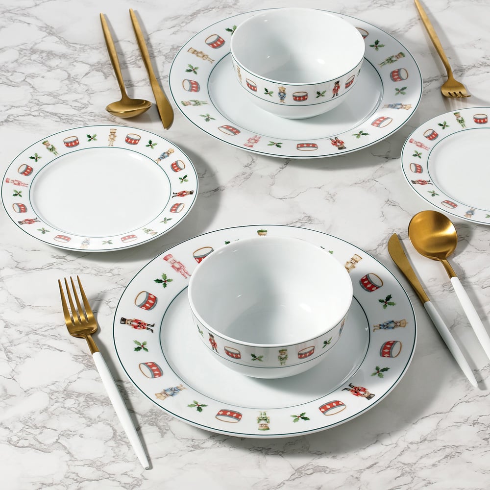 Waterside Nutcracker Porcelain 12 Piece Dinner Set Image 2