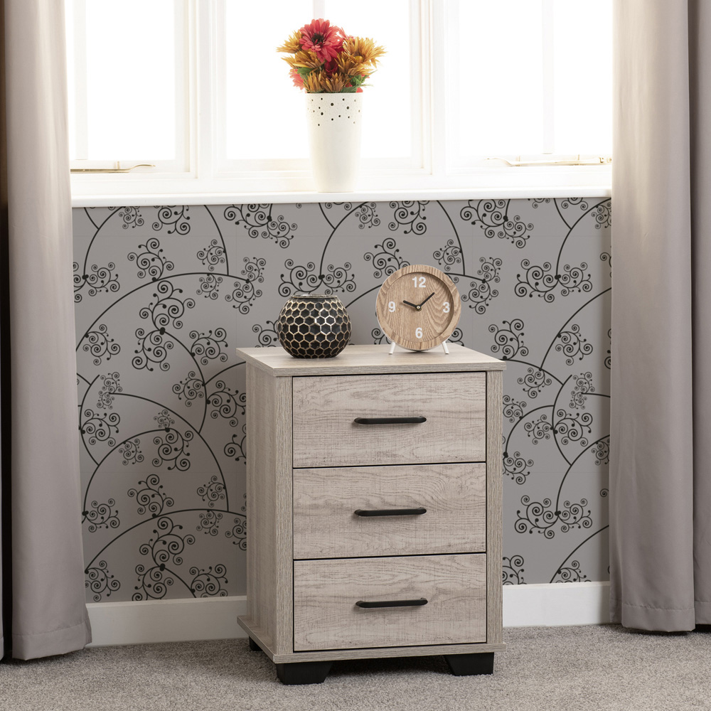 Seconique Oliver 3 Drawer Light Oak Effect Bedside Table Image 8