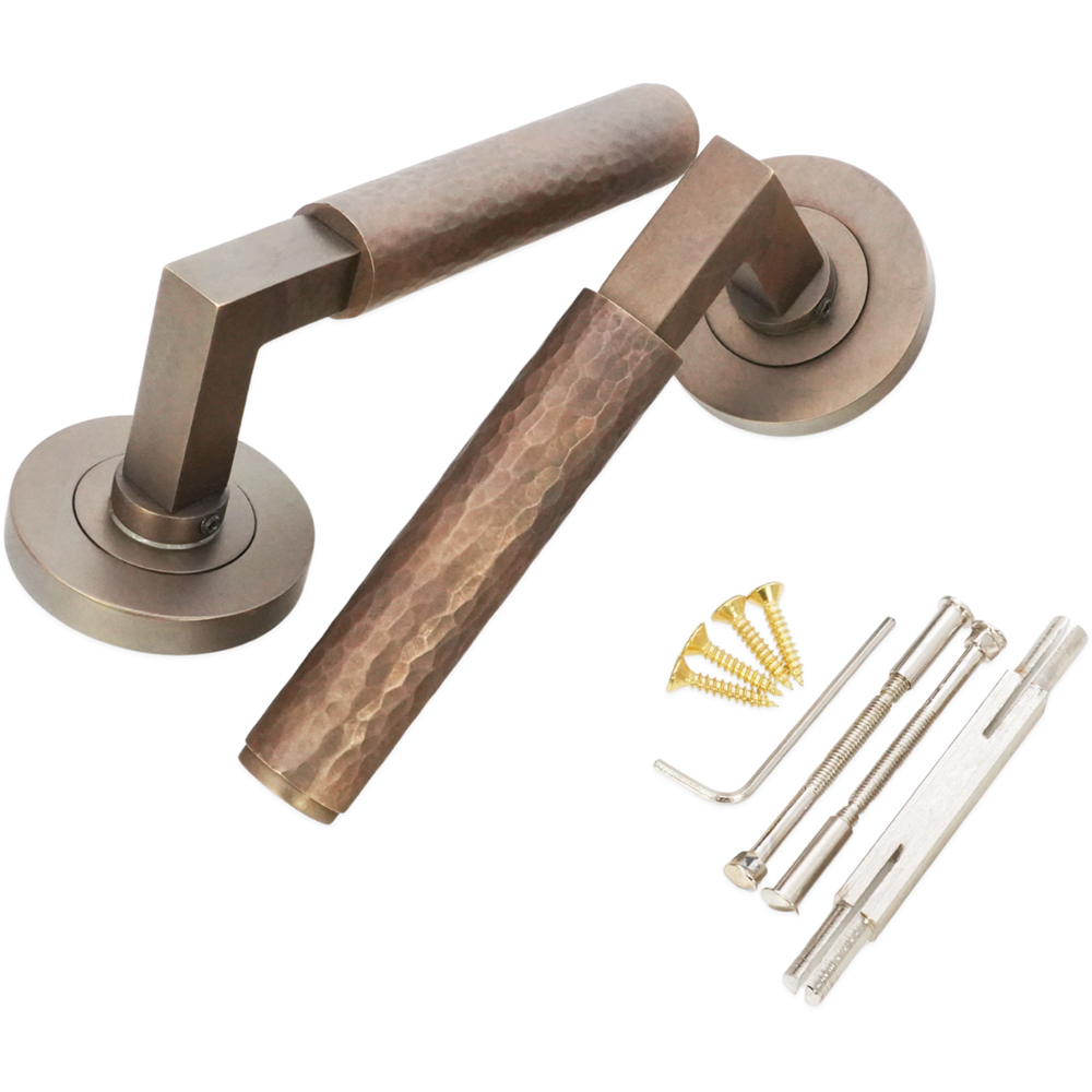 Spira Brass Hammered Knurlmond Matt Antique Lever on Rose Door Handle 2 Pack Image 4