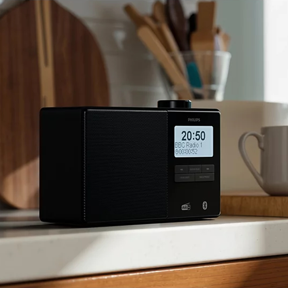 Philips TAR5600 DAB/FM Bluetooth Portable Clock Radio Image 2