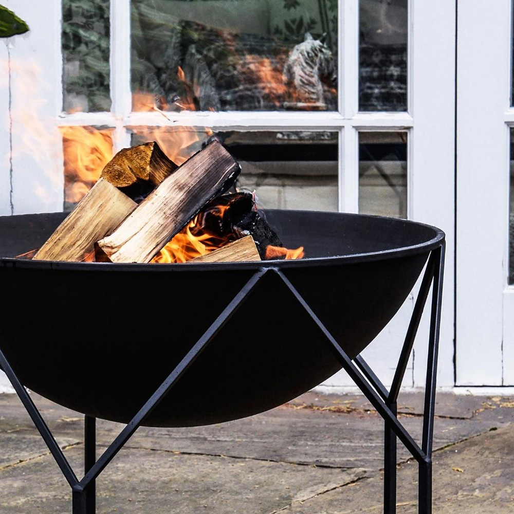 Ivyline Black Buckingham Fire Pit 51 x 70cm Image 5