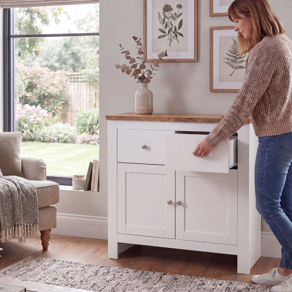 VIDA DESIGNS Arlington 2 Door 2 Drawer White Sideboard Image 3