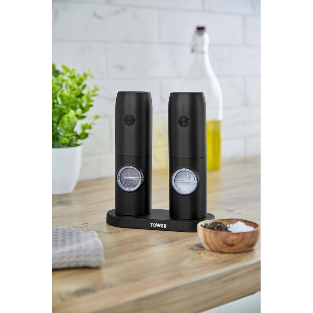 Tower 2 Piece Black Electronic Rechargeable Salt and Pepper Mills Set Image 2