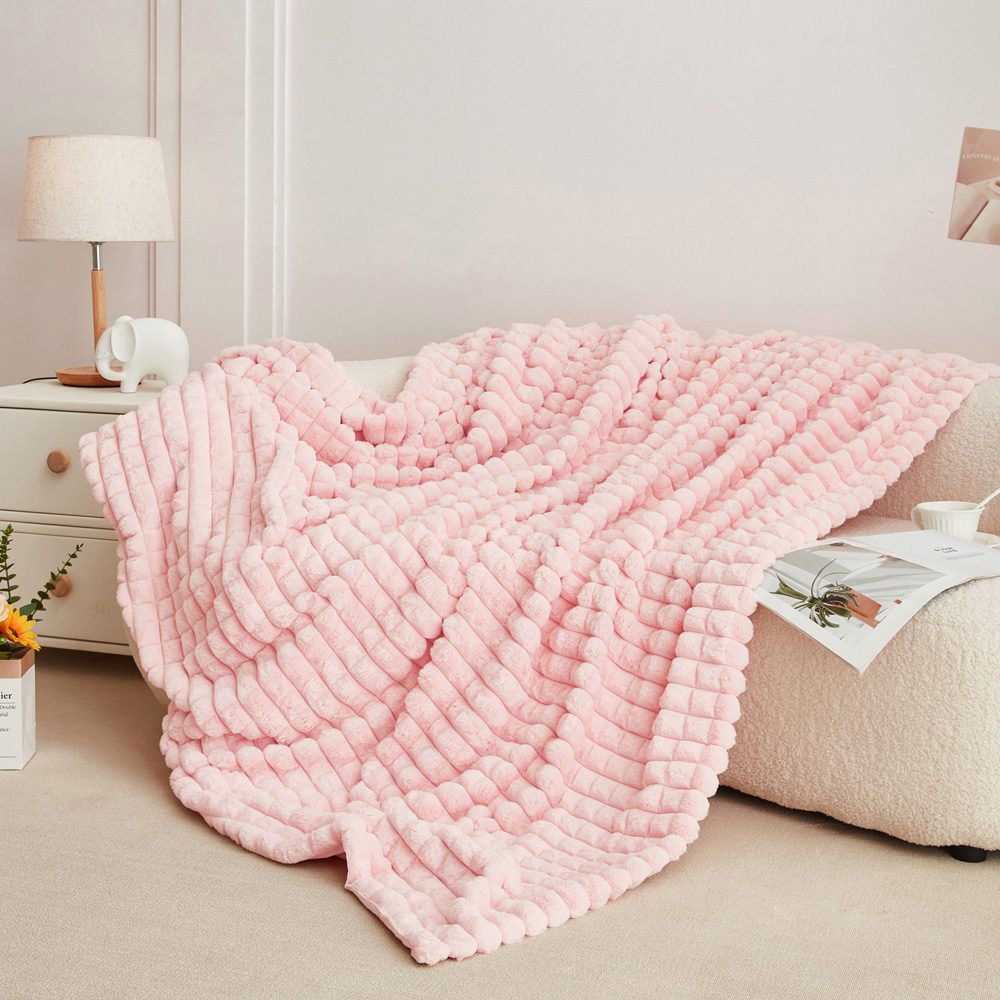 Groundlevel Large Pink Box Super Soft Luxury Faux Fur Throw Image 2