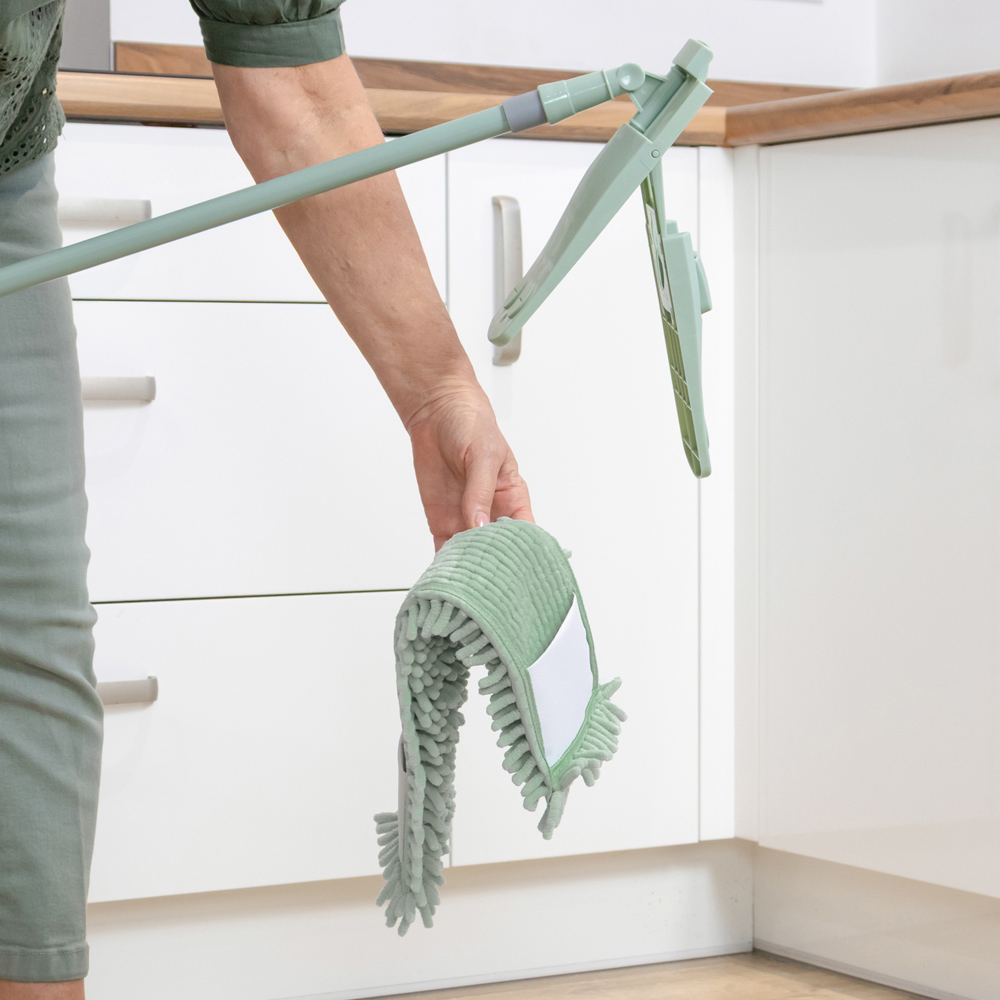 JVL Cleaning Green Extendable Chenille Mop Image 7