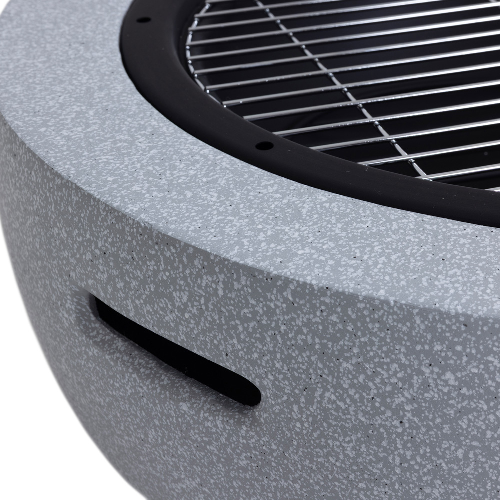 Charles Bentley Snug Magnesia Round BBQ Firepit with Mesh Cover Image 5