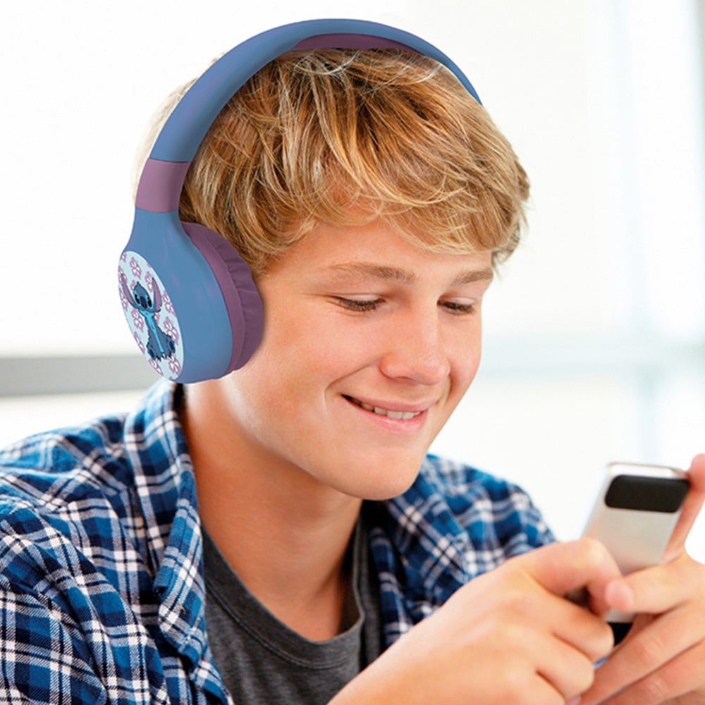 Lexibook Disney Stitch Bluetooth and Wired Foldable Headphones Image 5