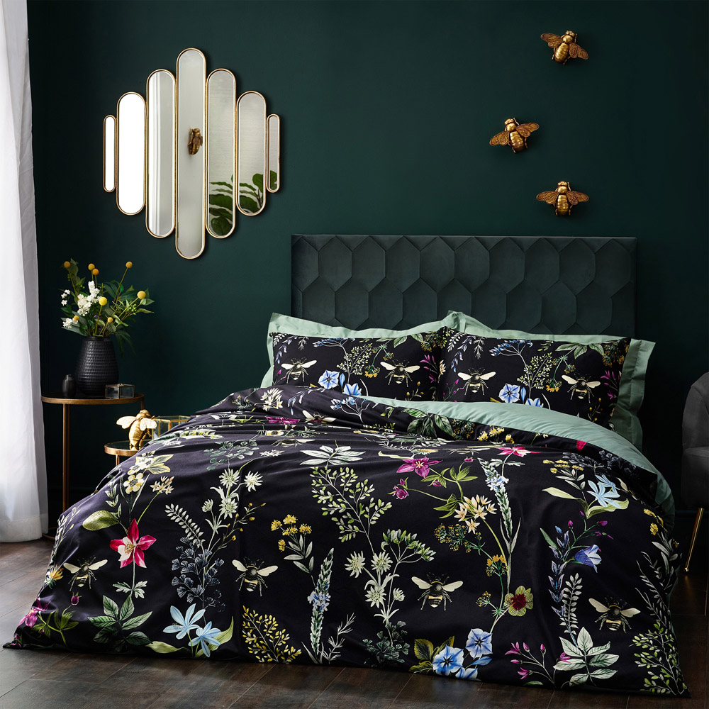 Wylder Midnightbee Single Black Floral Velvet Duvet Cover Set Image 1