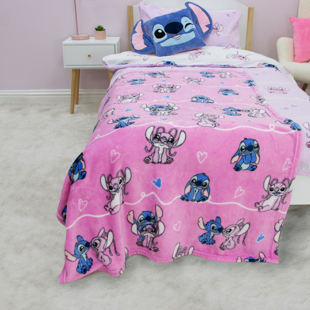 Stitch Chill Throw Pink Image 6