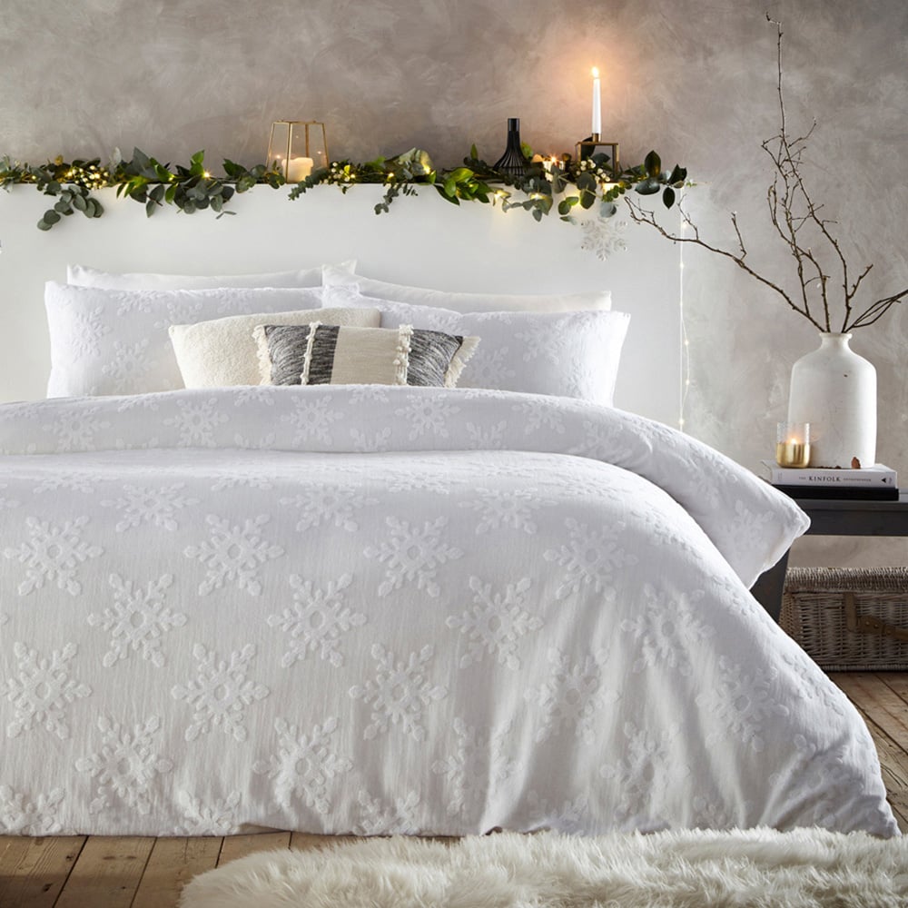 furn. Snowflake Super King Size White Duvet Cover Set Image 1