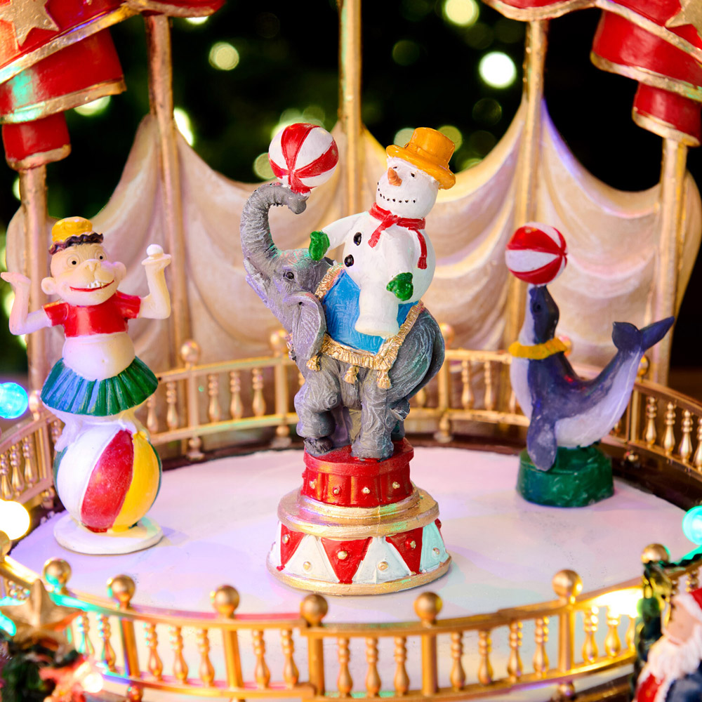 Christmas Circus Model Image 8
