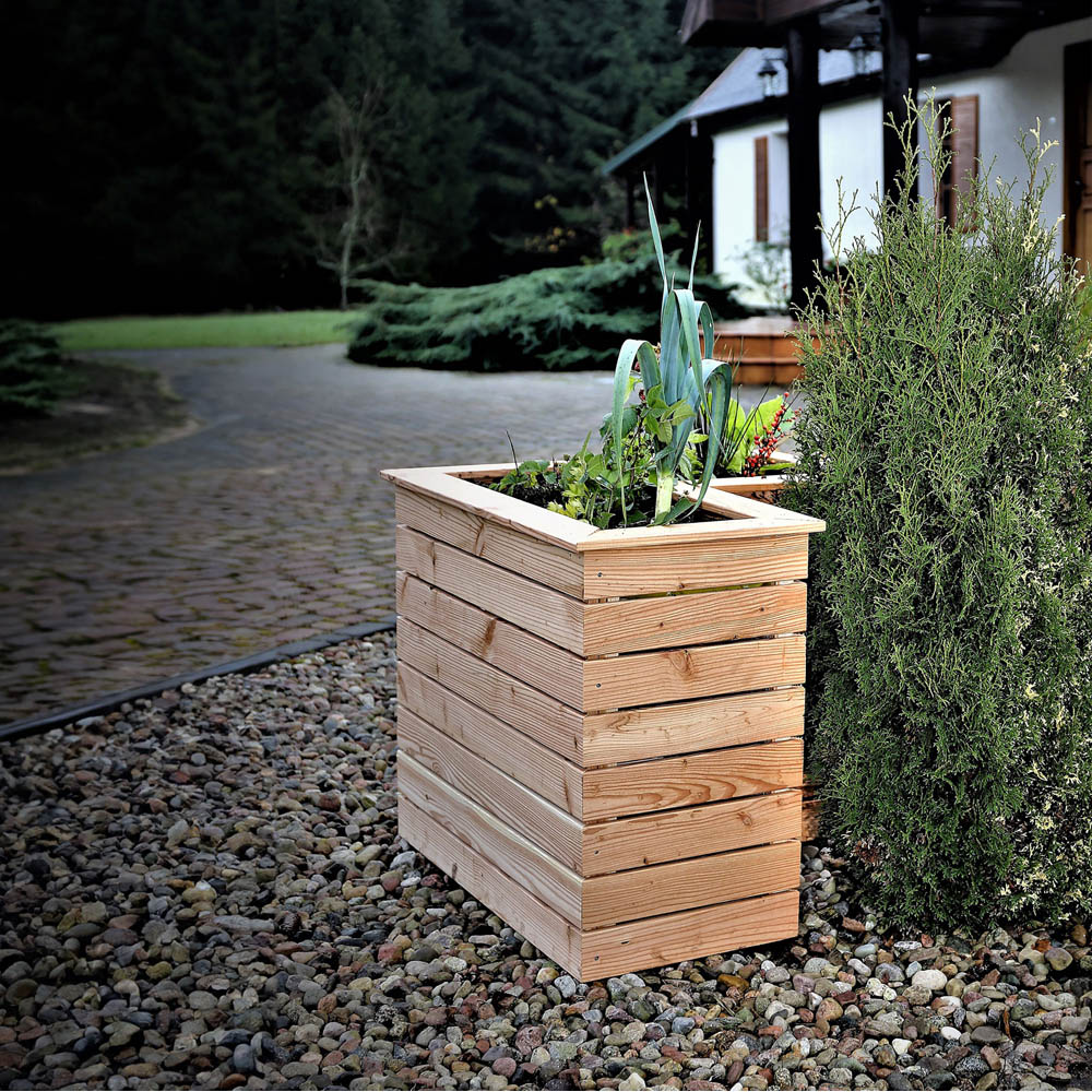 Shire Tina Larch Planter Image 3
