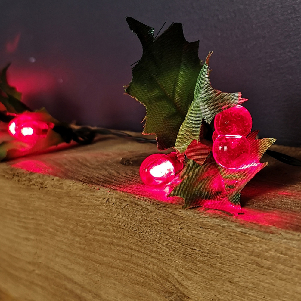 Samuel Alexander 40 Red LED Light Up Holly Christmas Garland with Red Berries 280cm Image 7