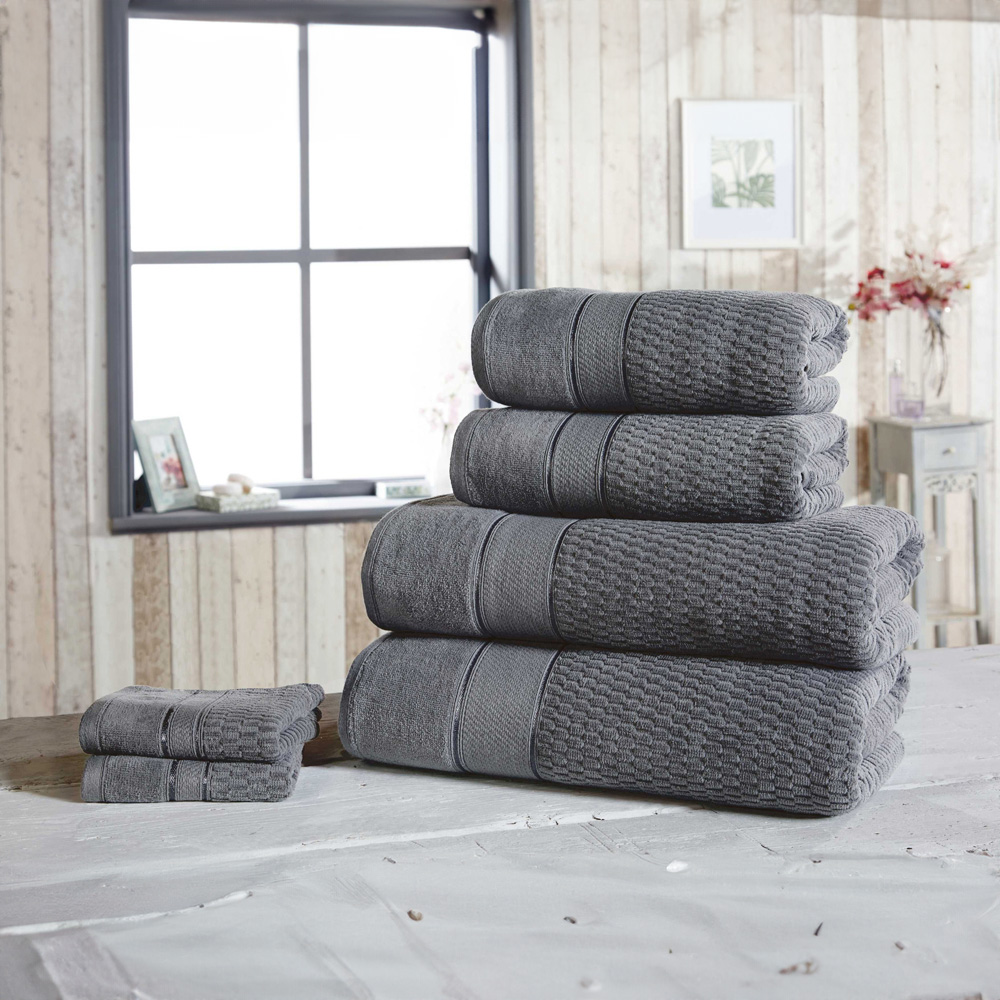 Rapport Home Royal Grey Velvet Woven Cotton Face Cloth Image 2