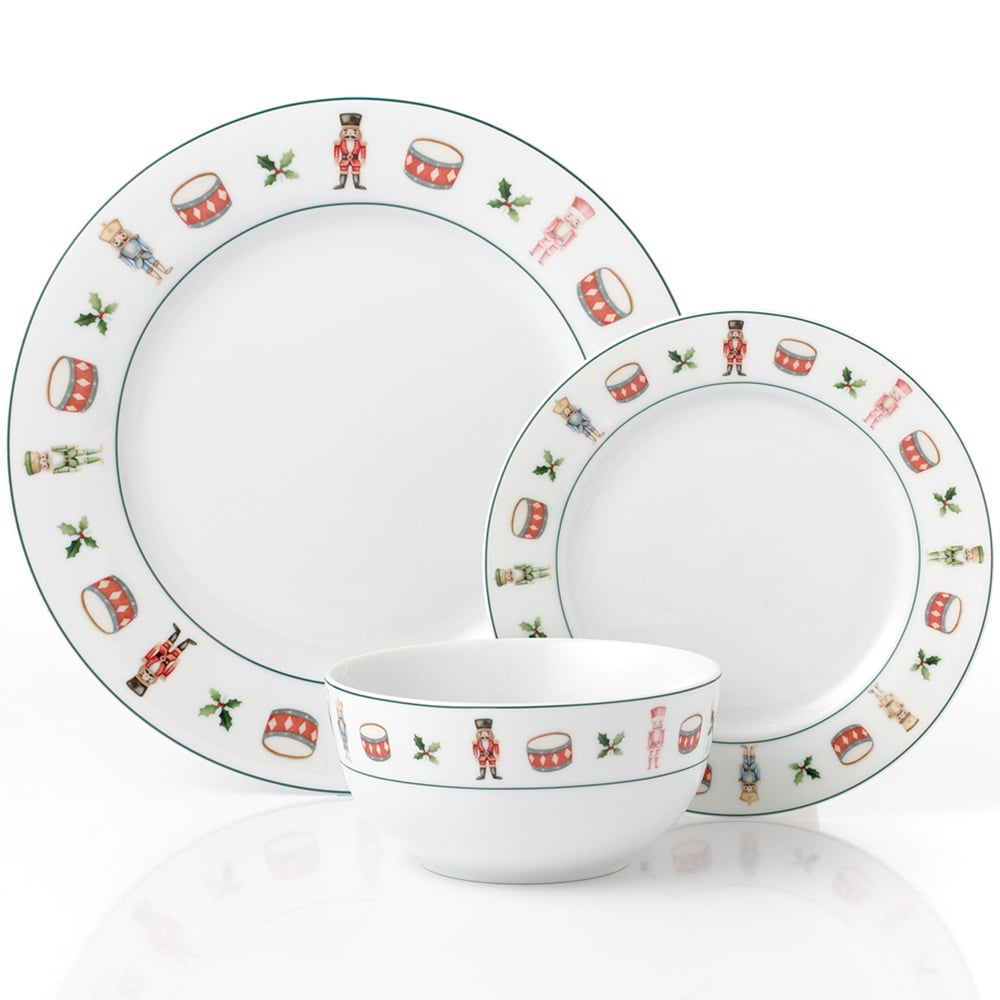 Waterside Nutcracker Porcelain 12 Piece Dinner Set Image 3