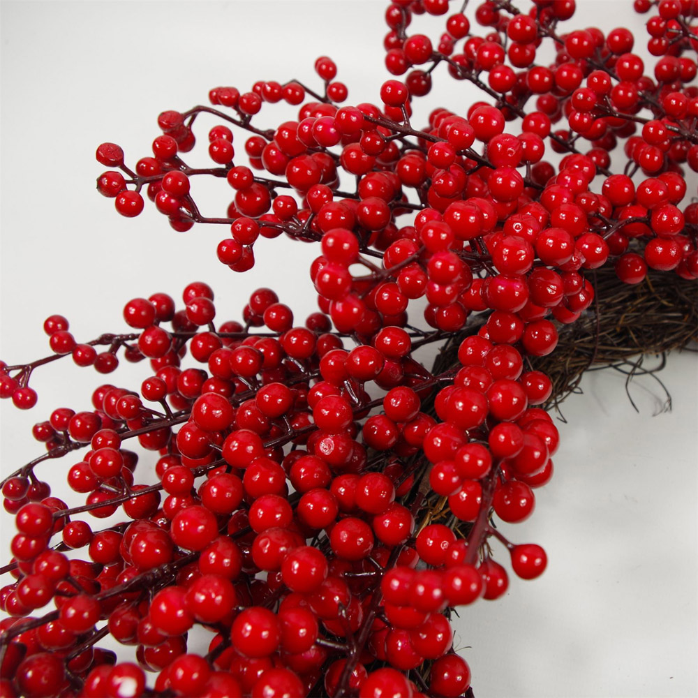 Leaf Luxury Christmas Red Berry Wreath 60cm Image 4