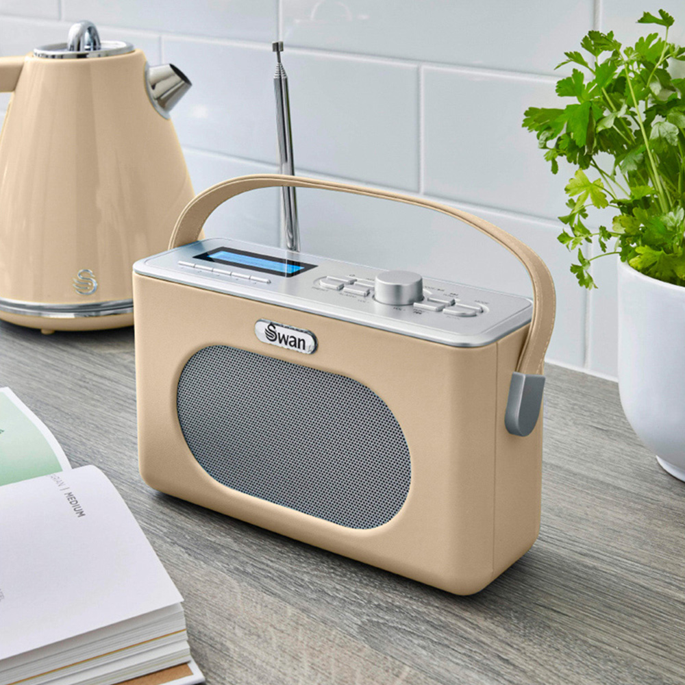 Swan Retro Beige DAB Bluetooth Radio Image 2