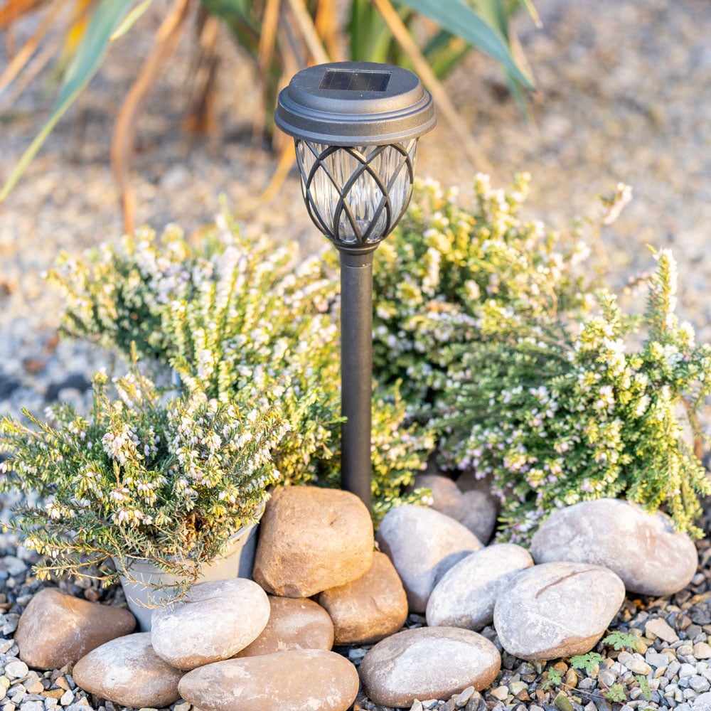 ValueLight Set of 6 Diamond Black Outdoor Solar Spike Light Image 2