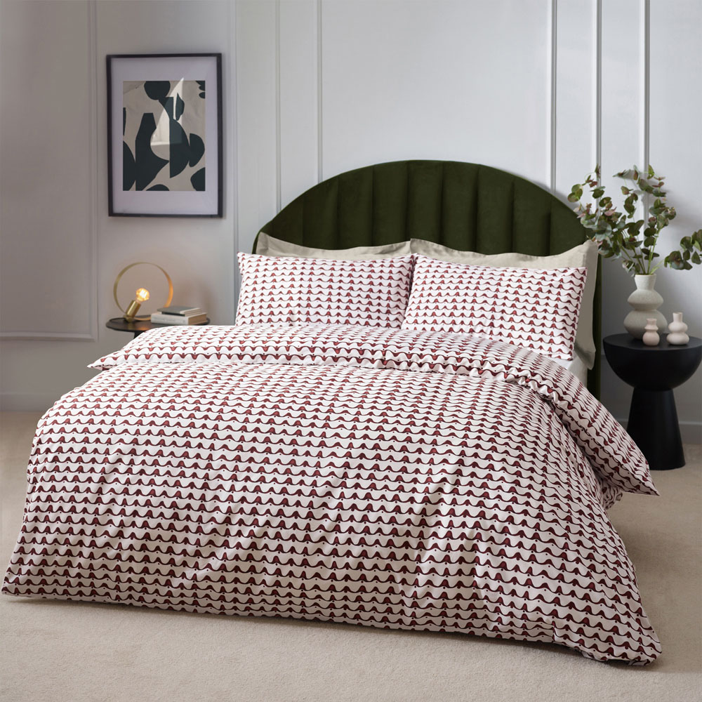 Hoem Avery Super King Chestnut Red Abstract Geometric Duvet Set Image 1