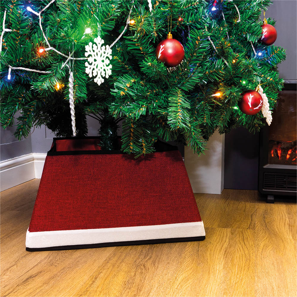 St Helens Red Christmas Tree Skirt with White Trim Image 3