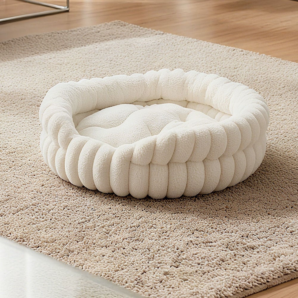 H&O Direct 50cm White Super Soft Faux Fur Pet Bed Image 2