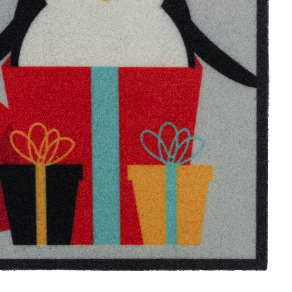 JVL Christmas Penguin Machine Washable Door Mat 40 x 57cm Image 4
