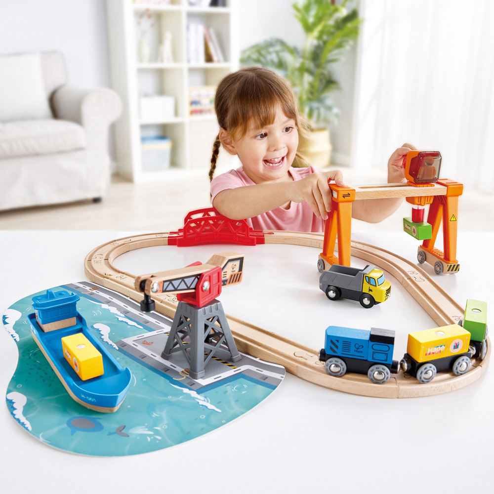 Hape Lift and Load Harbour Play Set Image 2