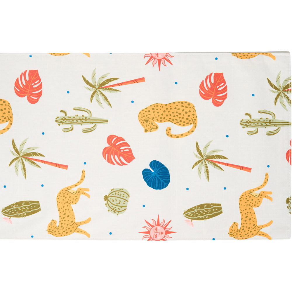 Casablanca Nights Table Runner Image 4