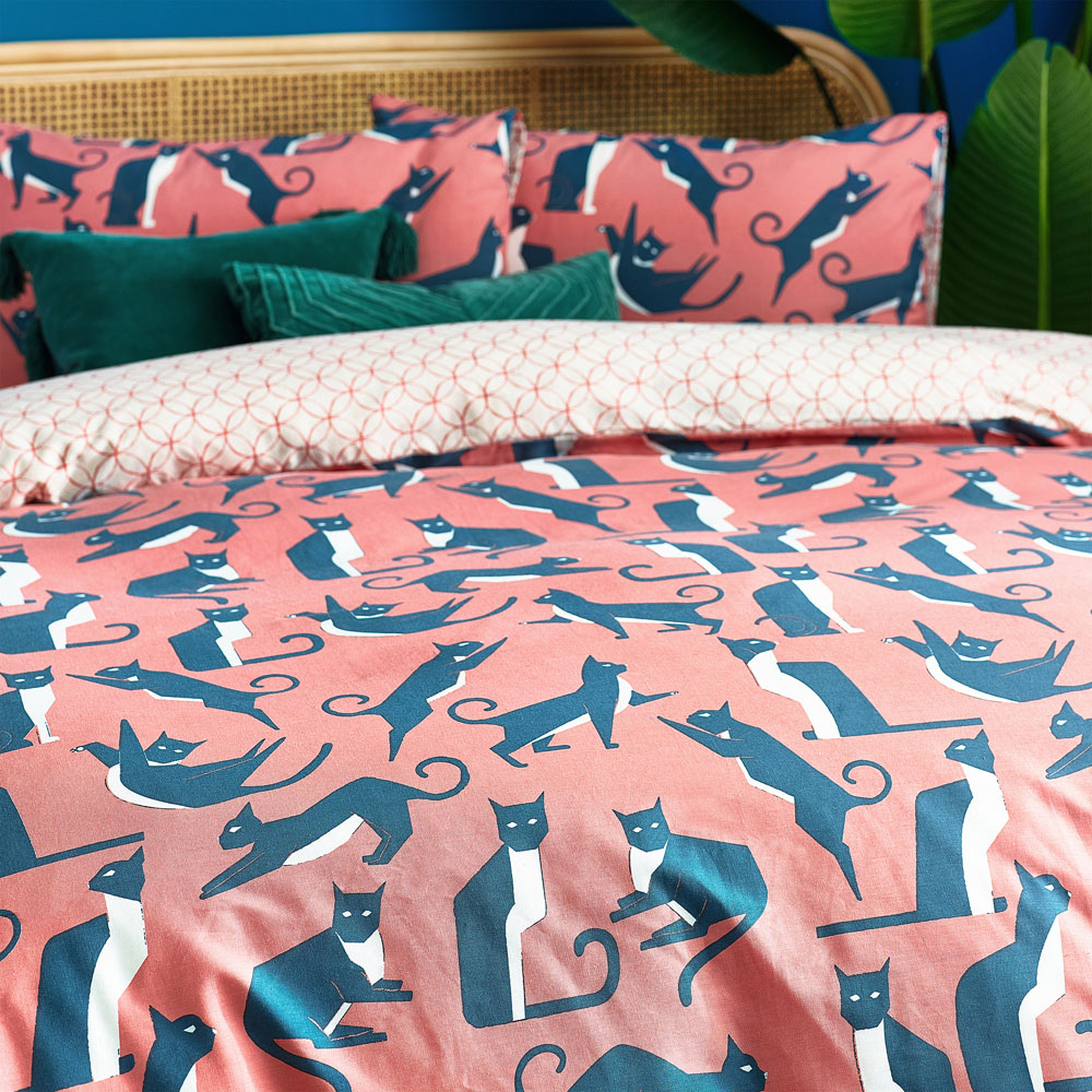 furn. Kitta Super King Pink Watermelon Duvet Set Image 2