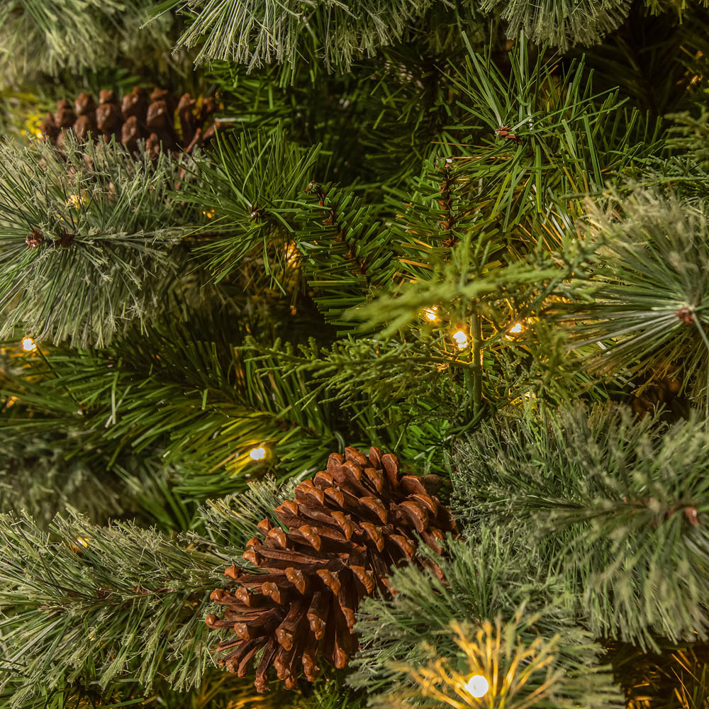 The Christmas Centre Pre-Lit Hampton Artificial Xmas Tree 7.5ft Image 3