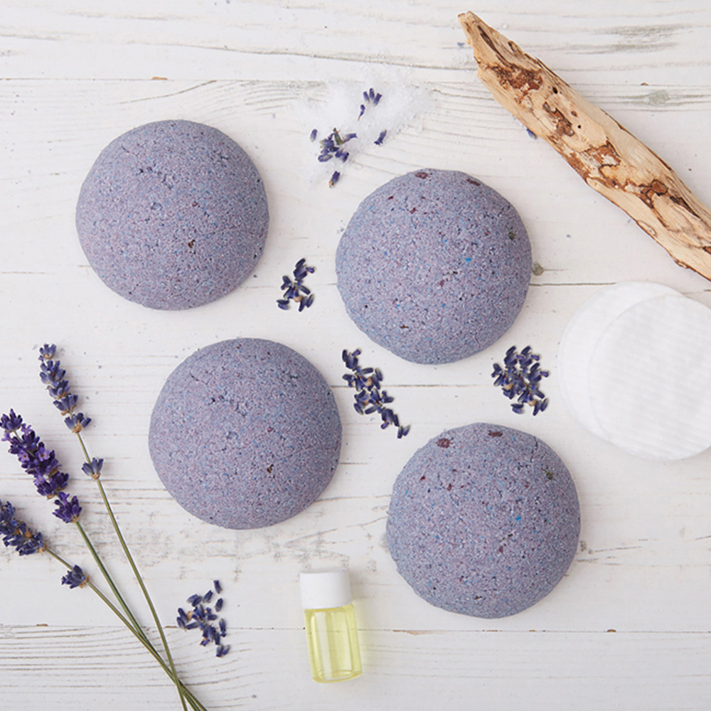 Bee & Bumble Lilac Bath Truffle Craft Kit Image 2