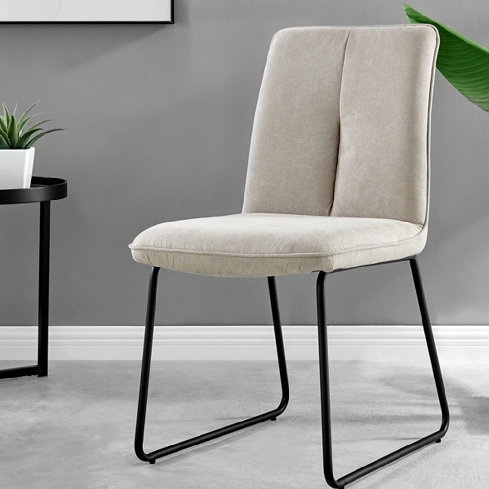 Furniturebox Molini Harley 6 Seater Dining Set Black Gloss and Taupe Image 3