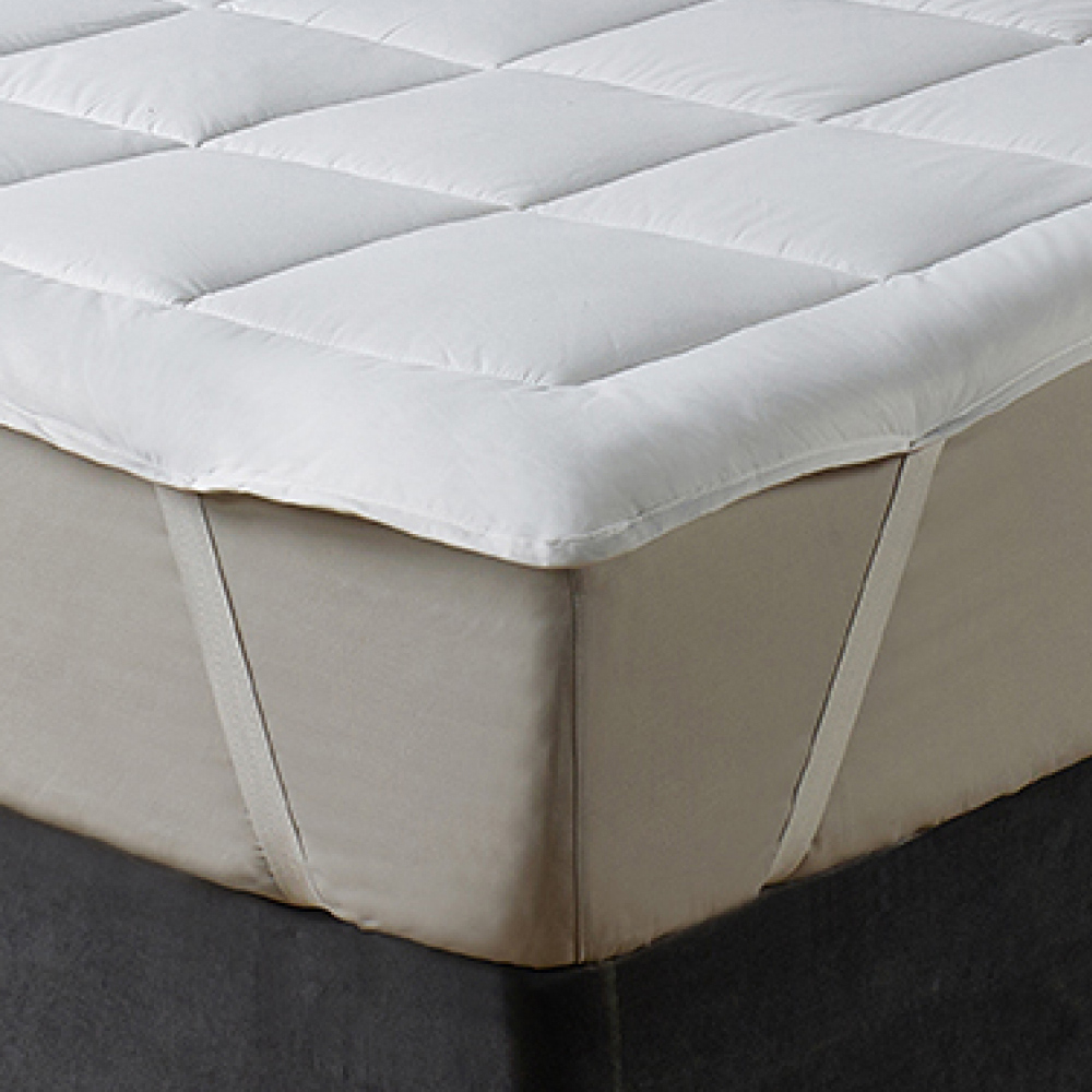 Downland Feels Like Down King Size Mattress Topper Image 3