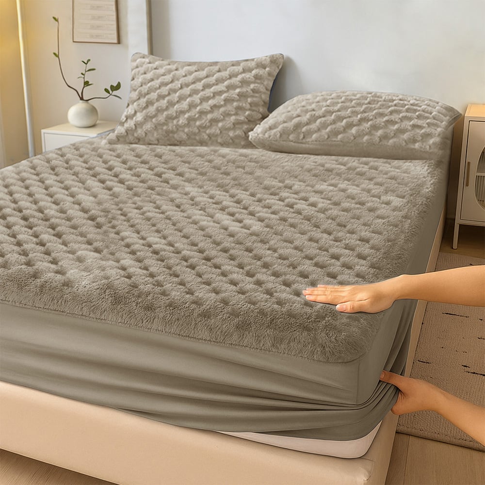 Velosso Double Beige Chunky Popcorn Fitted Sheet Image 2