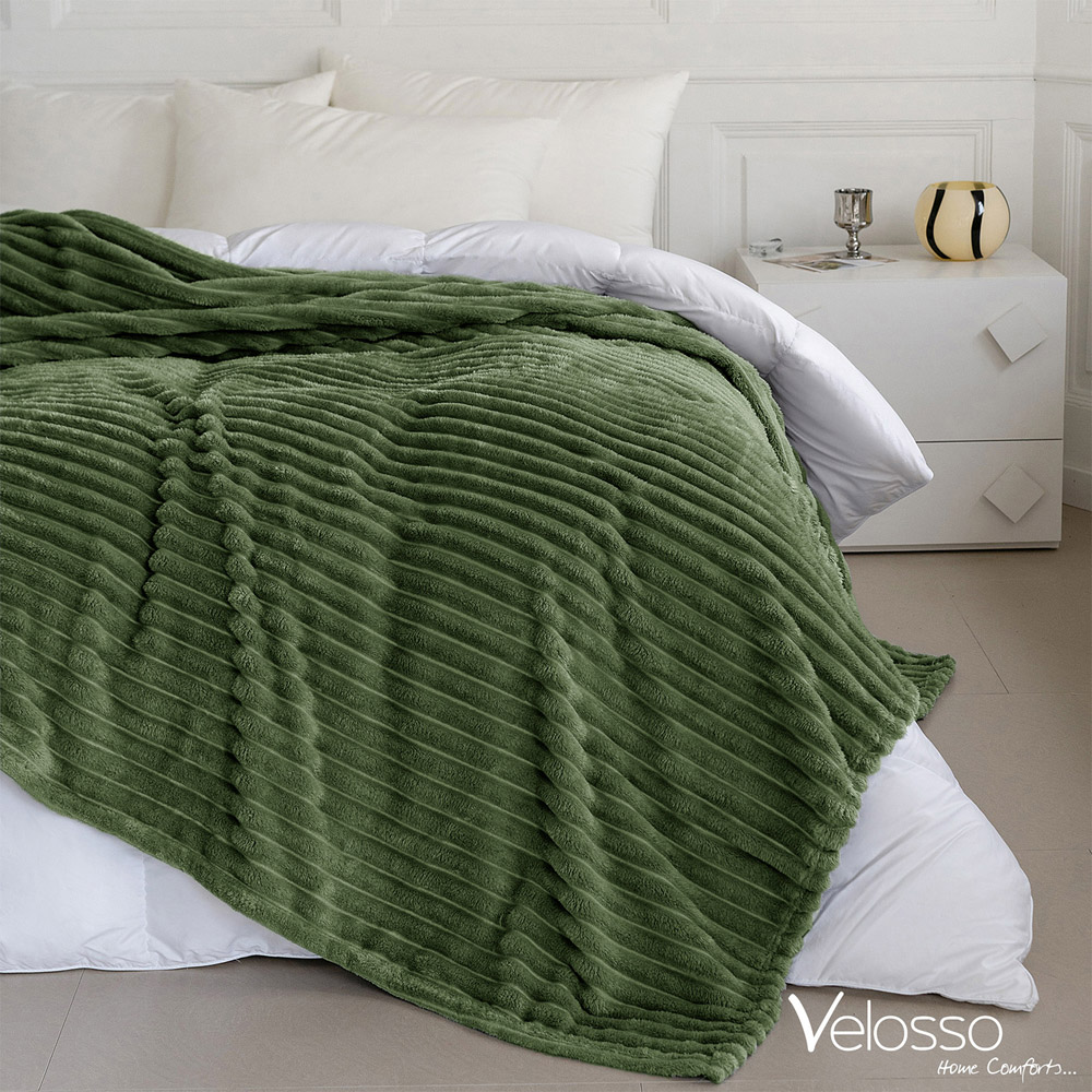 Velosso Bellissima Olive Plush Throw 305 x 305cm Image 2