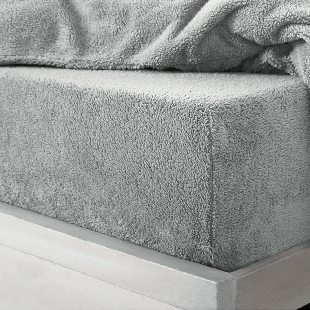Velosso Super King Silver Teddy Fleece Fitted Sheet Image 2