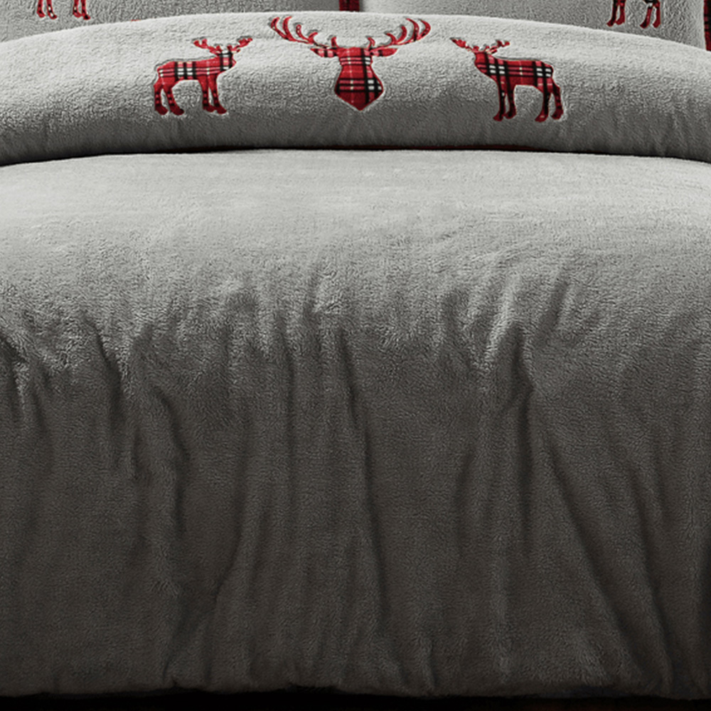 Velosso Single Silver Standing Stag Teddy Fleece Duvet Set Image 3