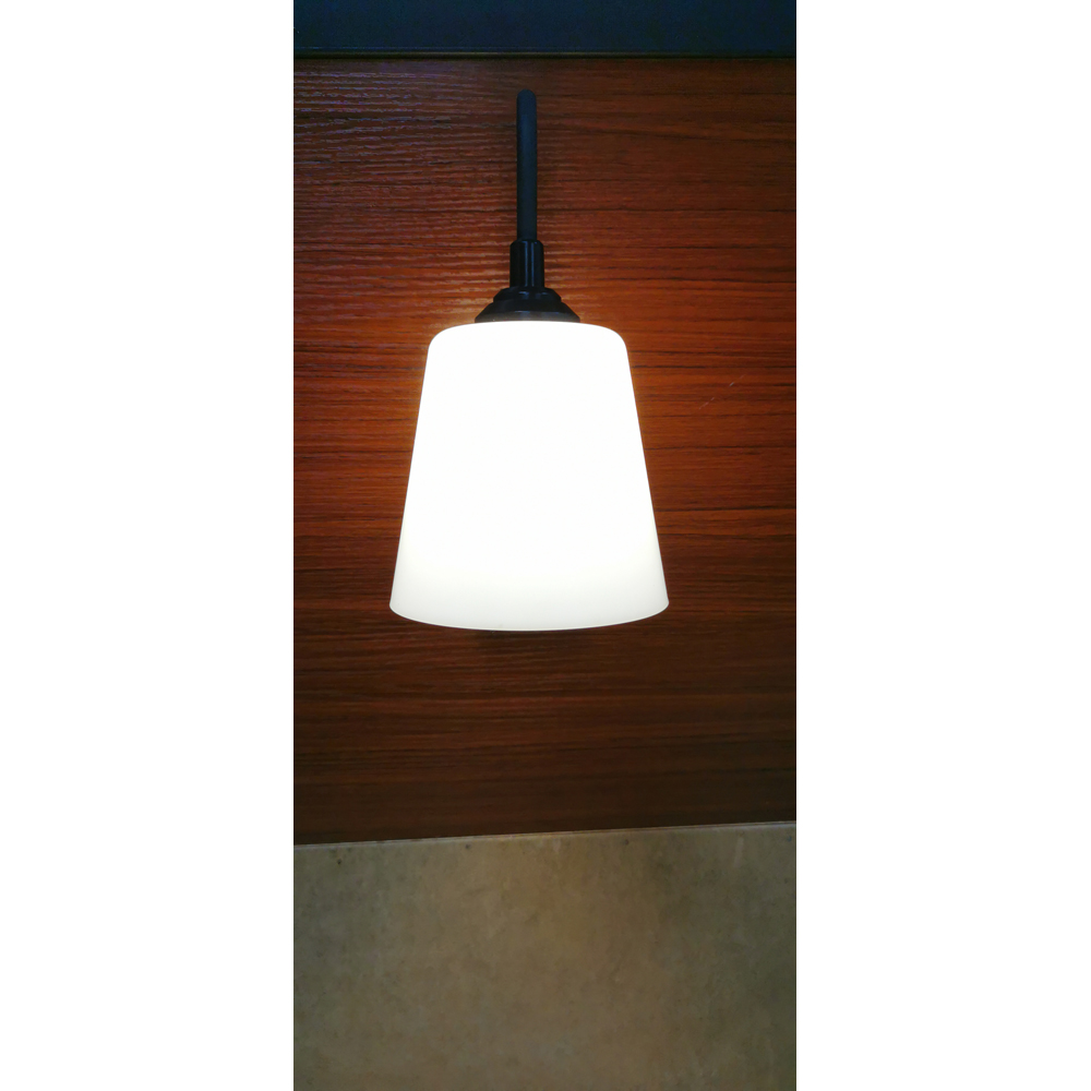 Avilo White Rotating Head Wall-Mounted USB Lamp with Remote Image 7