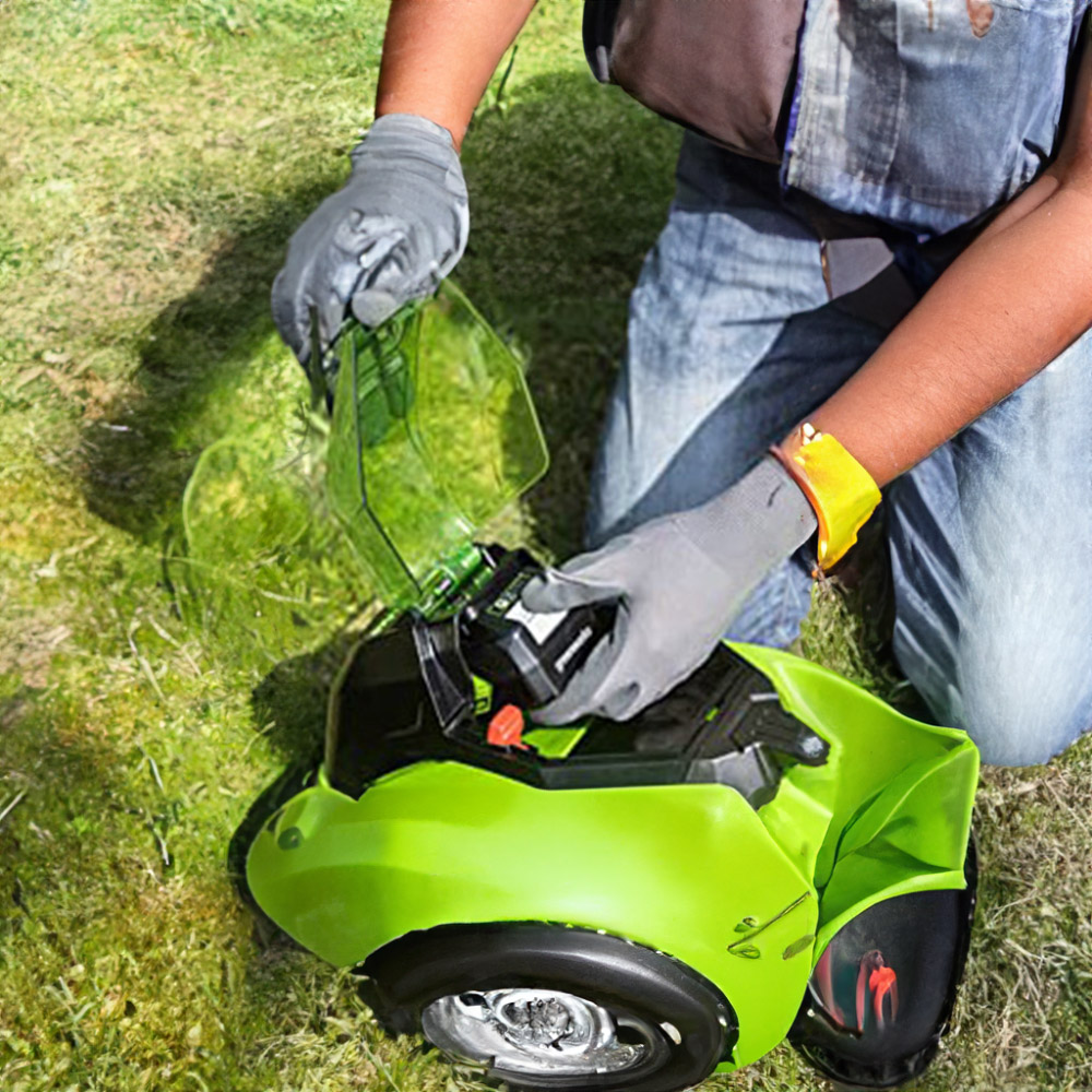 Greenworks 24V 25cm Cordless Brushless Lawn Mower Plus 24V 25cm Line Trimmer Image 7