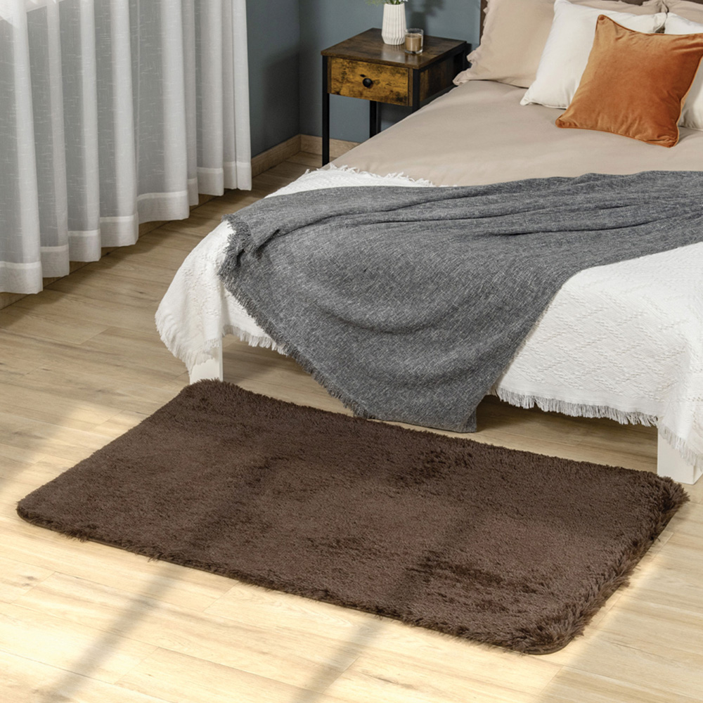 HOMCOM Brown Fluffy Area Rug Shaggy Carpet for Living Room, Bedroom, 90x150cm Image 1
