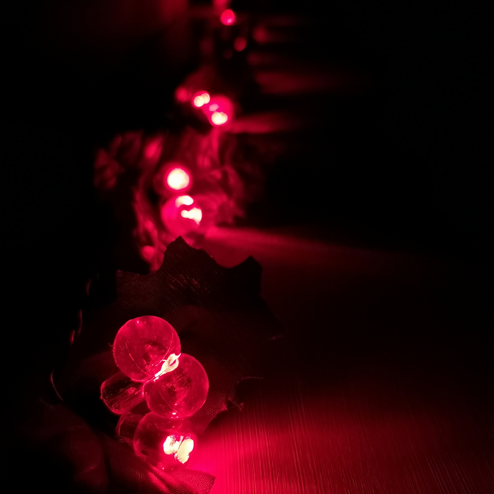 Samuel Alexander Christmas Wreath with Red Berry 360cm Image 3