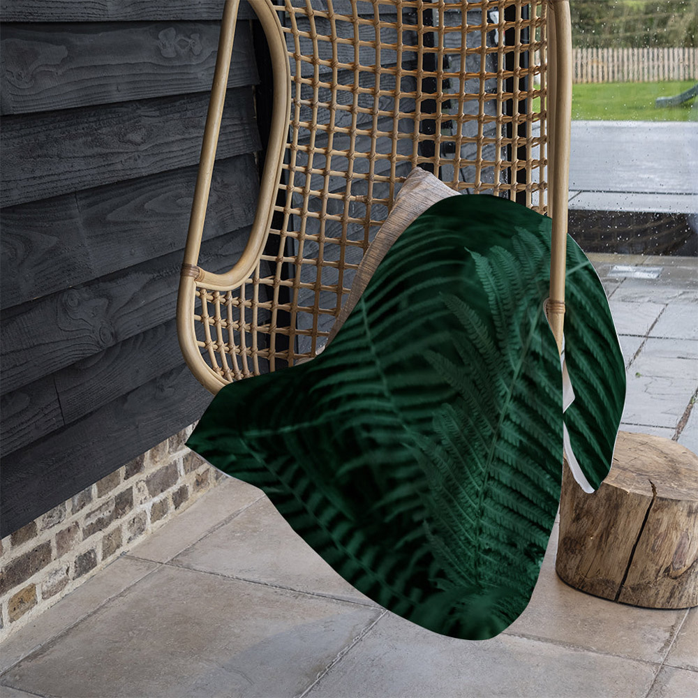 Benjamin Tate Design Deep Green Fern Leaves Blanket 120 x 150cm Image 4