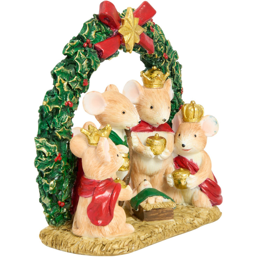 Festive Nativity Mice Scene Image 4