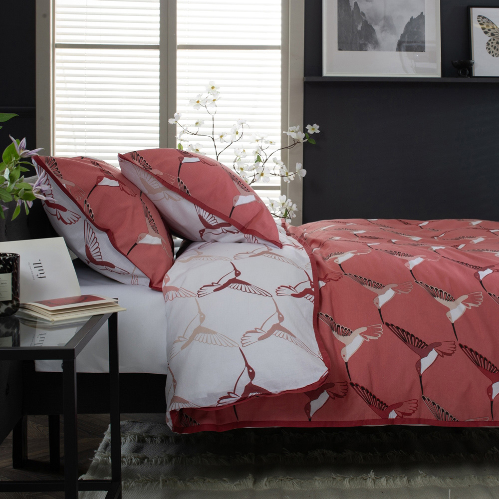 Deyongs Hummingbird King Size Coral Duvet Set Image 2