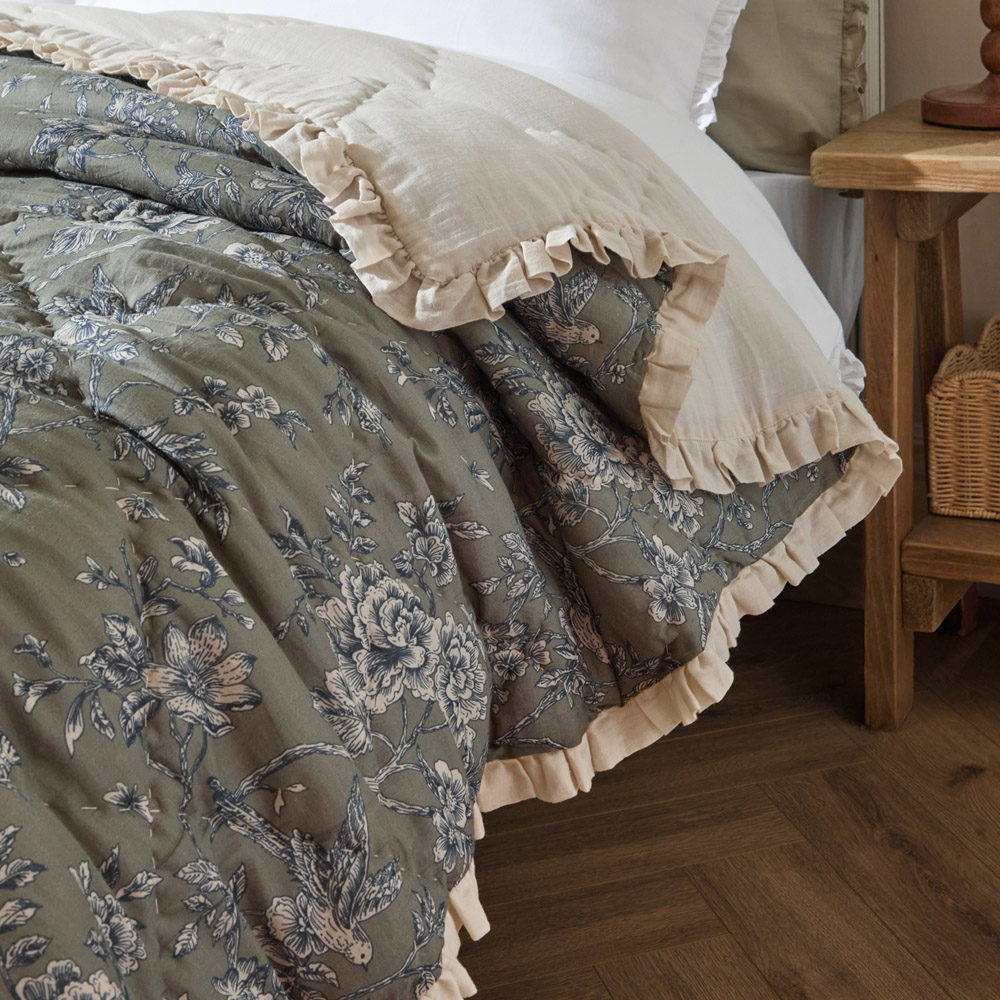 Wylder Hermoine Moss Nature Ruffled Cotton Bedspread 150 x 200cm Image 3