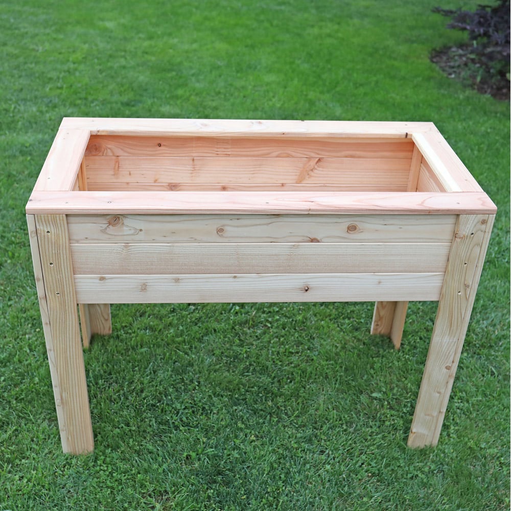 Shire Stef Larch Planter Image 2