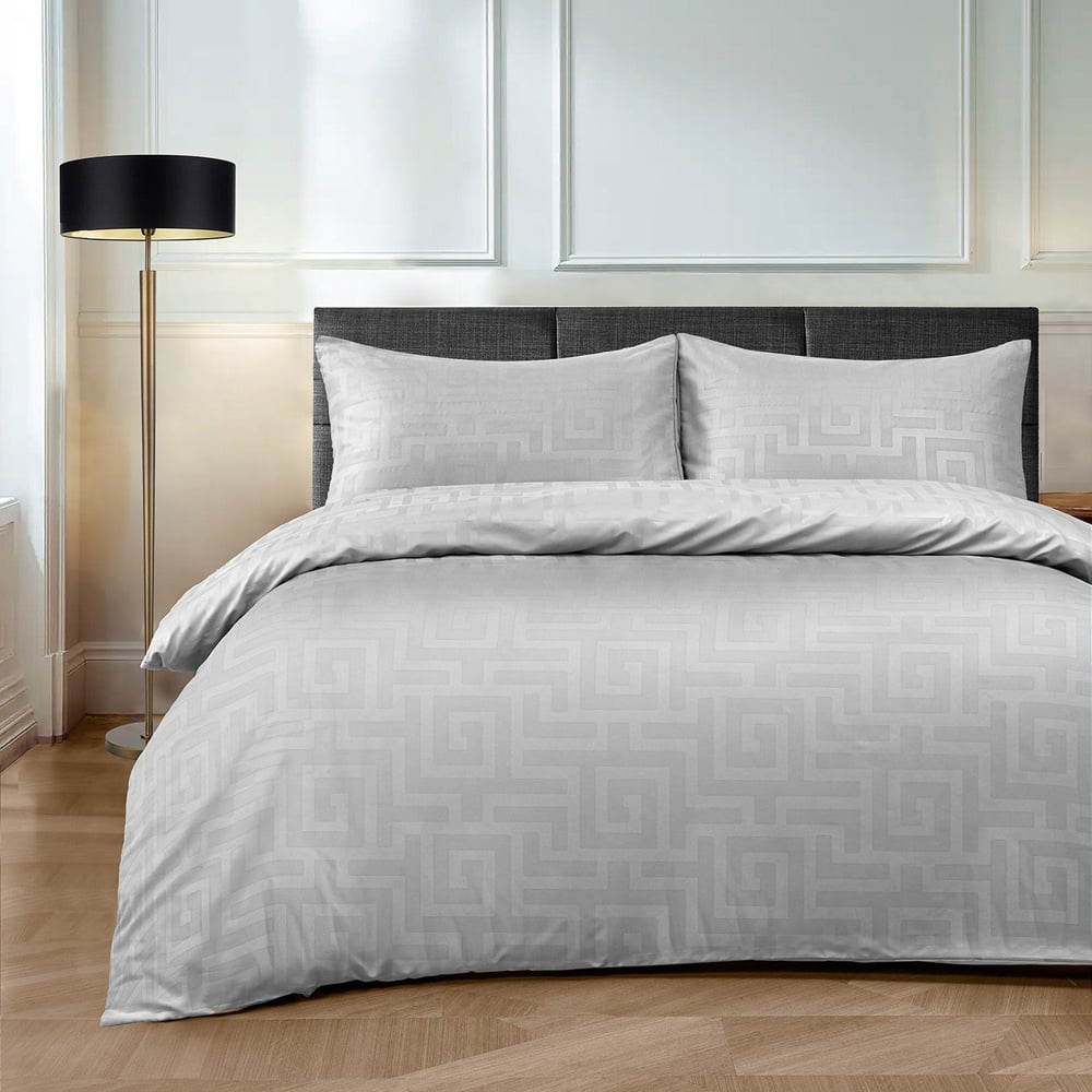 Velosso Helios Super King Size Grey Duvet Set Image