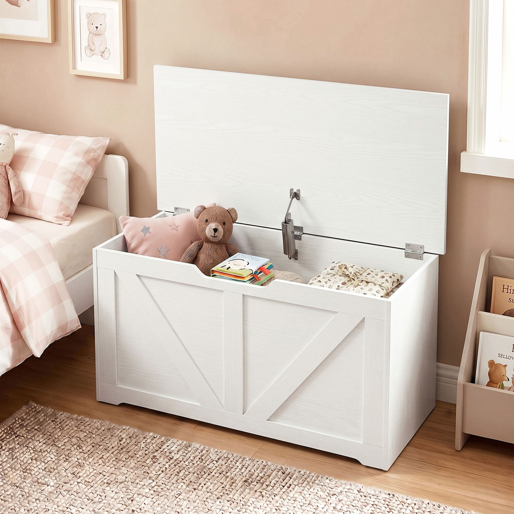 HOMCOM 100L White Storage Trunk with Safety Hinge Image 3
